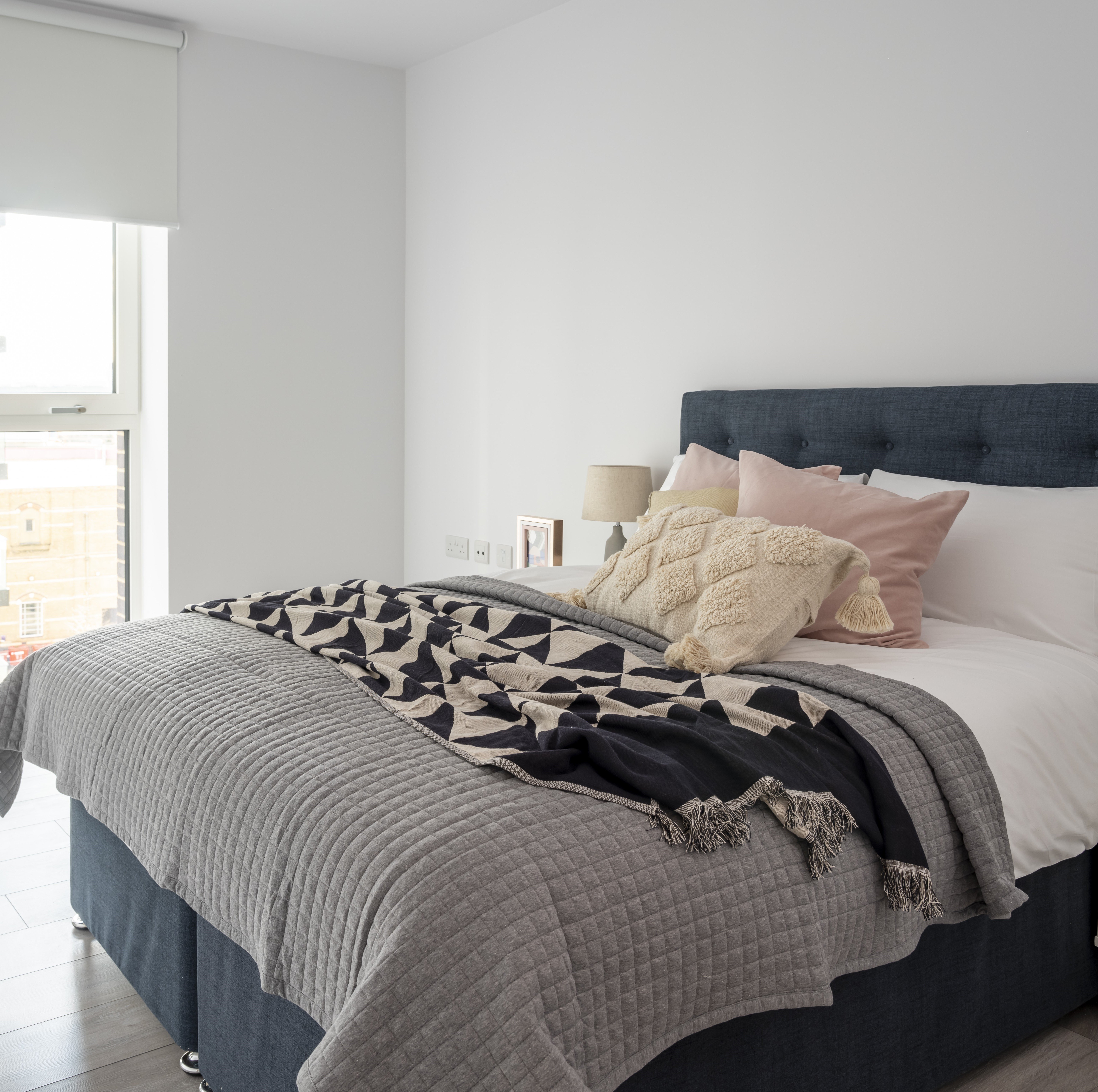 Threebed_floorplanbackground_flipped.jpg