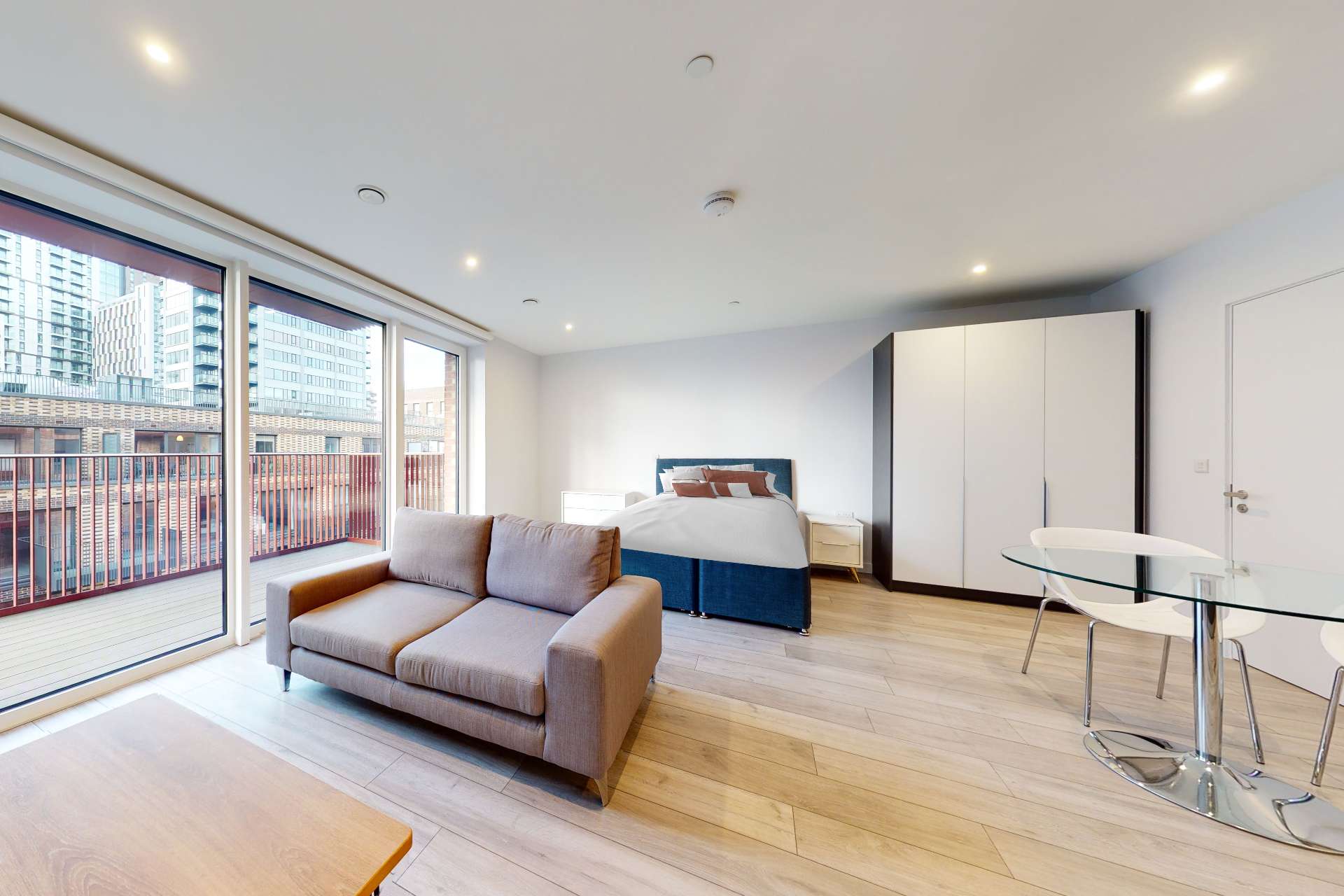 slide 1 1920x1280.jpg