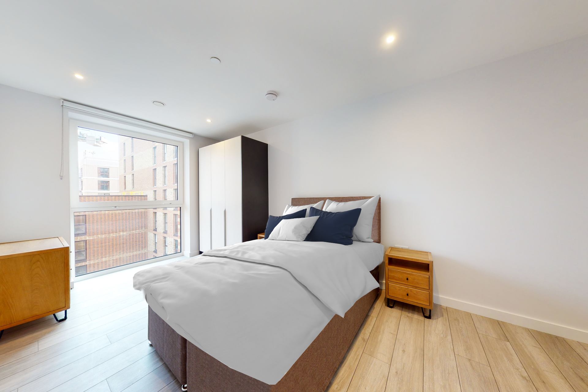 slide 4 1920x1280.jpg